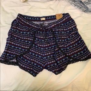 Hollister Shorts | flowy printed shorts